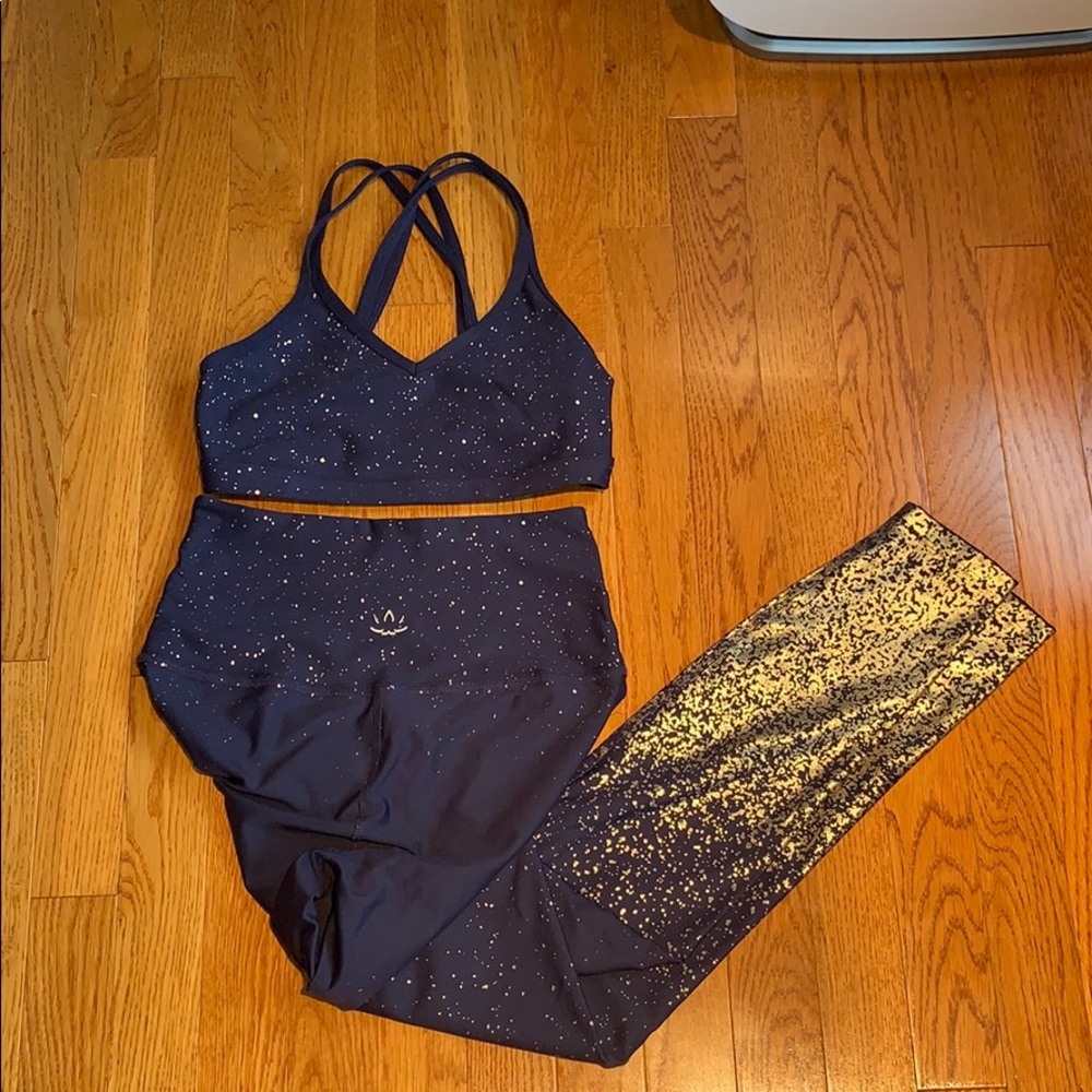 Beyond Yoga matching Alloy set